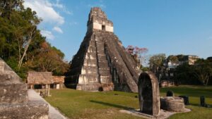 Literatura Precolombina